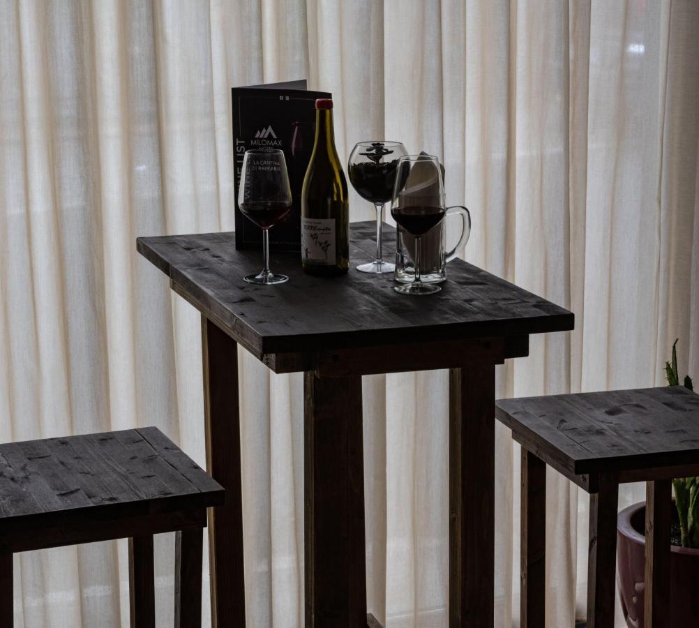 Hotel Milomax 외부 사진