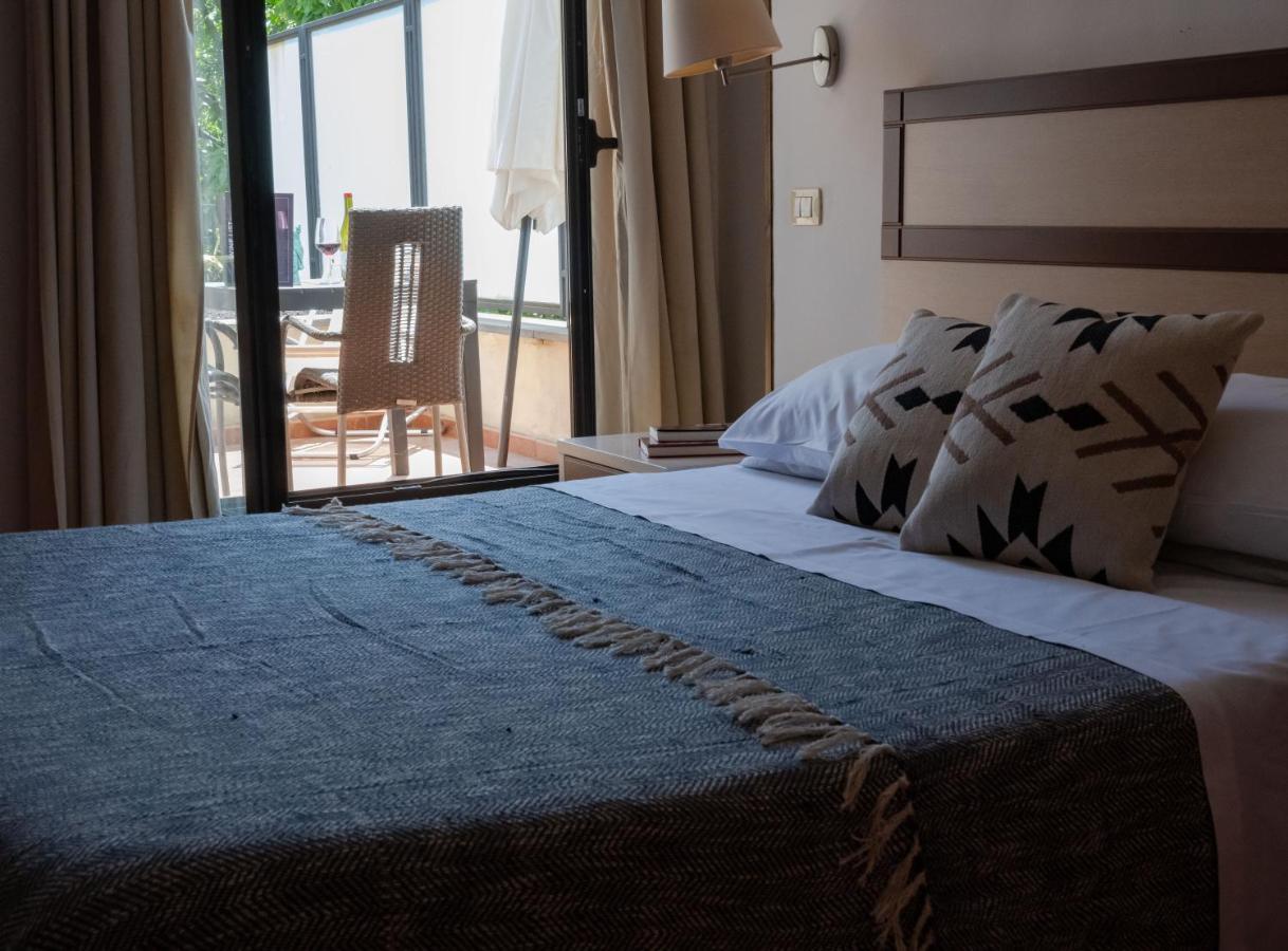 Hotel Milomax 외부 사진